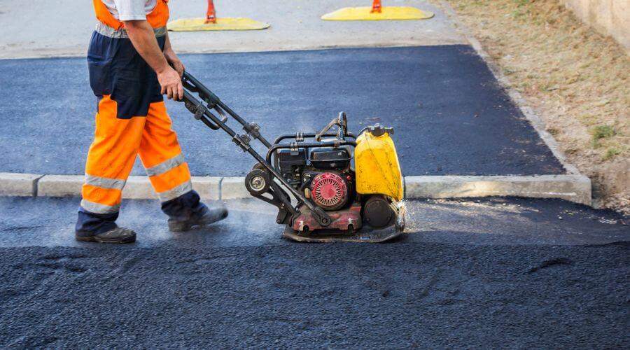 Professional gutter cleaning in Polacca, AZ
